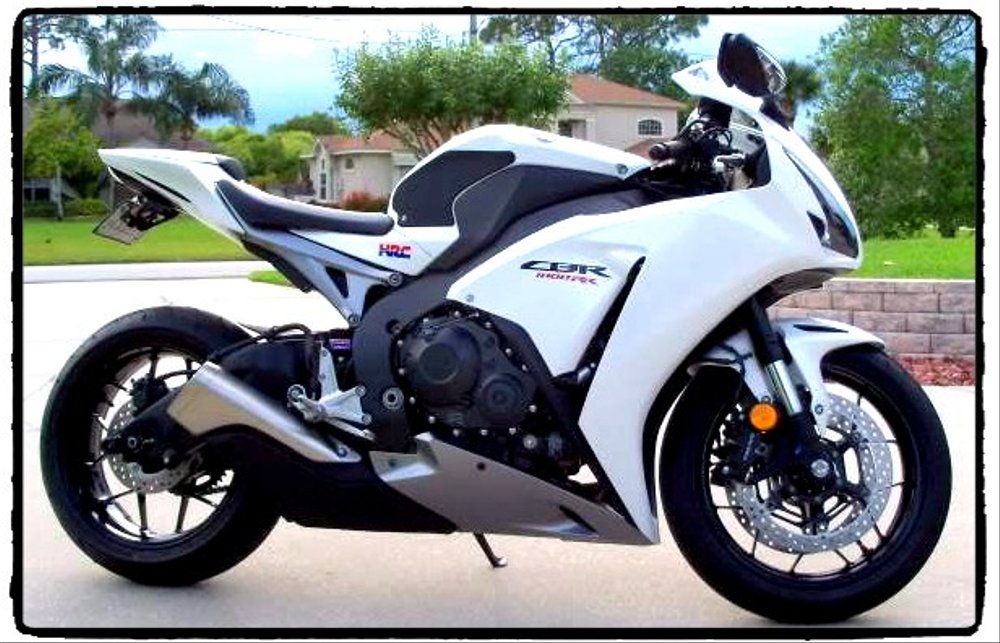 motorcycle tank grips and tank Pads - techspec